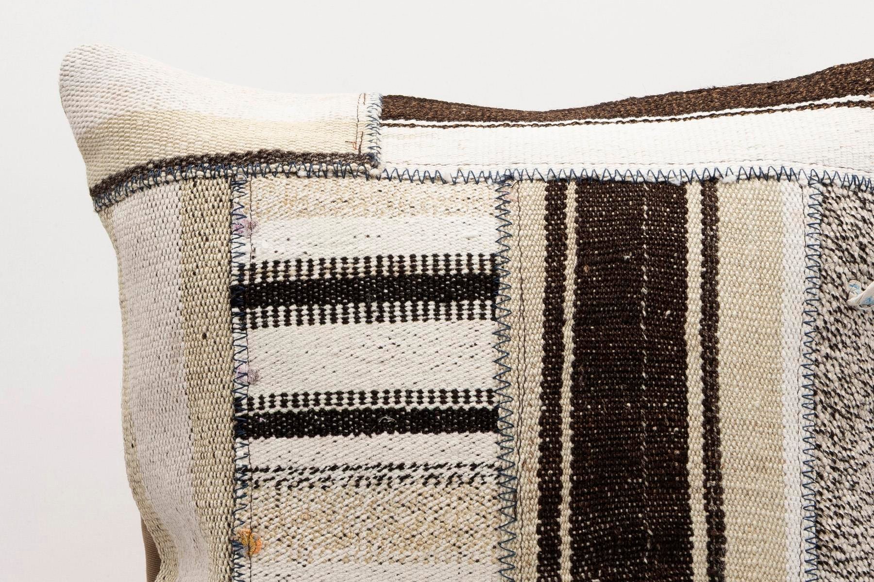 20x20 inches (50x50 cm) Kilim Pillow | KILIM WHOLESALE - Vintage Handmade Pillows - Vintage Handmade Kilim Rugs - It is 100% wool. Artistic and historical rugs. Old handwoven rugs. - Online hand woven rugs and kilim cushions sales. Shipping to a