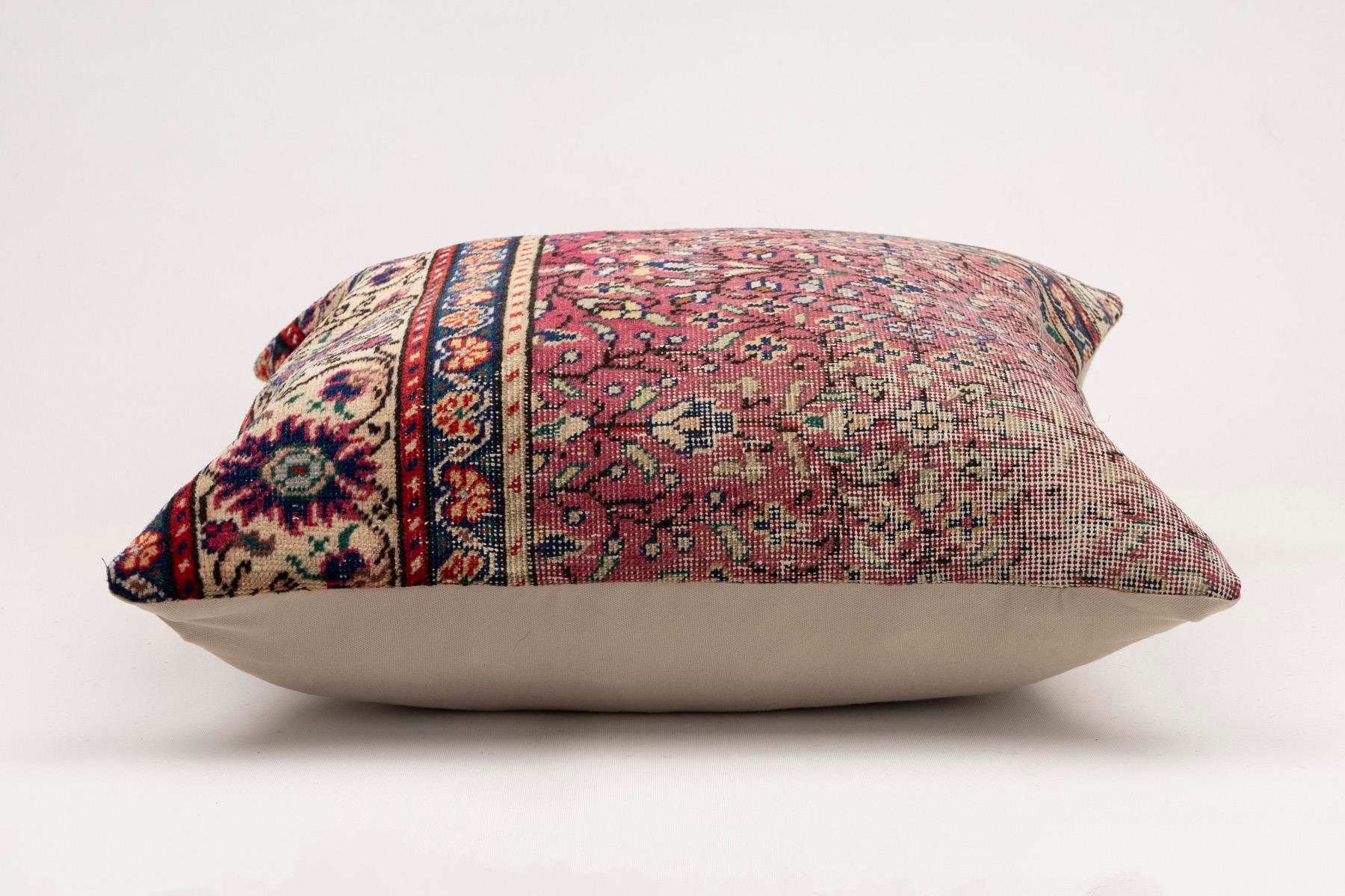 20x20 inches (50x50 cm) Kilim Pillow | KILIM WHOLESALE - Vintage Handmade Pillows - Vintage Handmade Kilim Rugs - It is 100% wool. Artistic and historical rugs. Old handwoven rugs. - Online hand woven rugs and kilim cushions sales. Shipping to a