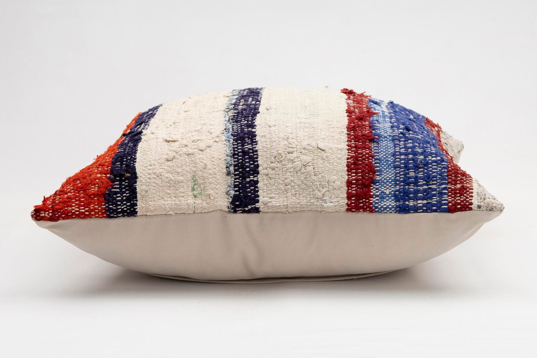 20x20 inches (50x50 cm) Kilim Pillow | KILIM WHOLESALE - Vintage Handmade Pillows - Vintage Handmade Kilim Rugs - It is 100% wool. Artistic and historical rugs. Old handwoven rugs. - Online hand woven rugs and kilim cushions sales. Shipping to a
