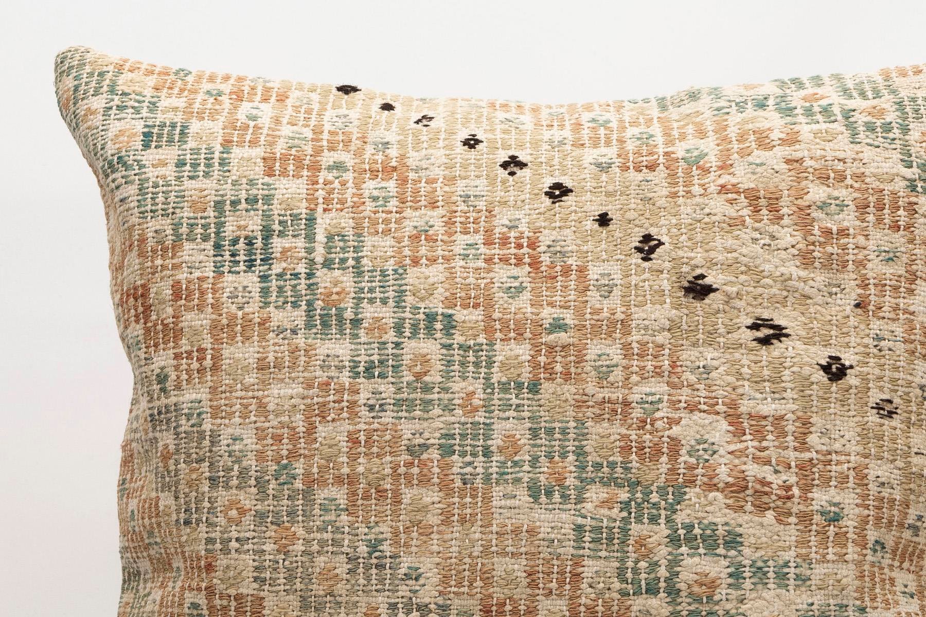 20x20 inches (50x50 cm) Kilim Pillow | KILIM WHOLESALE - Vintage Handmade Pillows - Vintage Handmade Kilim Rugs - It is 100% wool. Artistic and historical rugs. Old handwoven rugs. - Online hand woven rugs and kilim cushions sales. Shipping to a