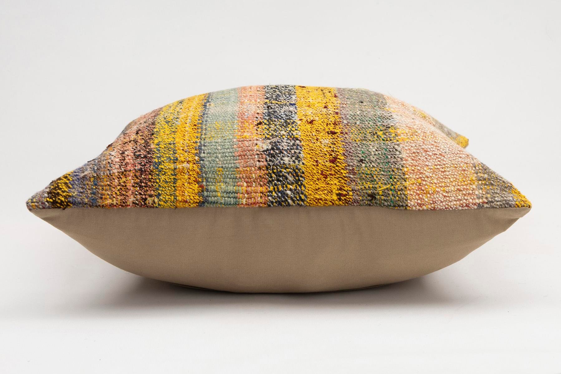 20x20 inches (50x50 cm) Kilim Pillow | KILIM WHOLESALE - Vintage Handmade Pillows - Vintage Handmade Kilim Rugs - It is 100% wool. Artistic and historical rugs. Old handwoven rugs. - Online hand woven rugs and kilim cushions sales. Shipping to a