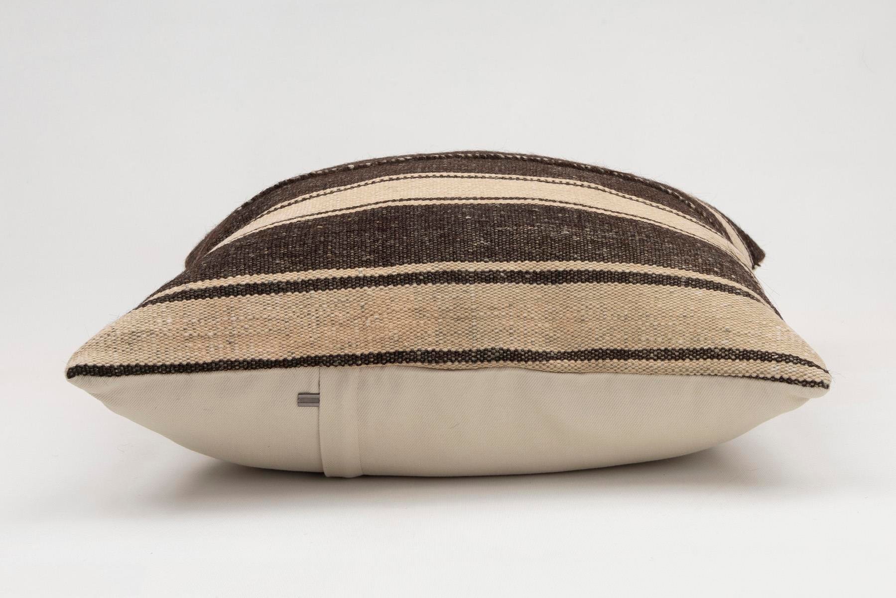 20x20 inches (50x50 cm) Kilim Pillow | KILIM WHOLESALE - Vintage Handmade Pillows - Vintage Handmade Kilim Rugs - It is 100% wool. Artistic and historical rugs. Old handwoven rugs. - Online hand woven rugs and kilim cushions sales. Shipping to a