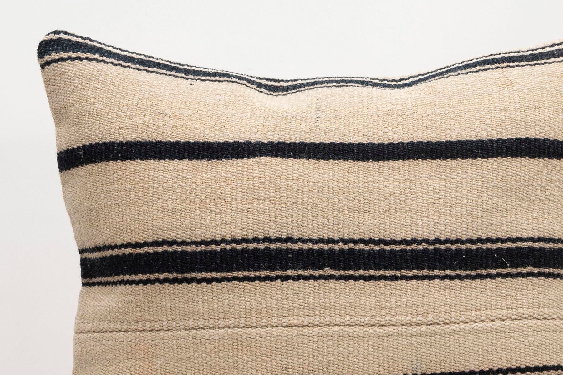 20x20 inches (50x50 cm) Kilim Pillow | KILIM WHOLESALE - Vintage Handmade Pillows - Vintage Handmade Kilim Rugs - It is 100% wool. Artistic and historical rugs. Old handwoven rugs. - Online hand woven rugs and kilim cushions sales. Shipping to a