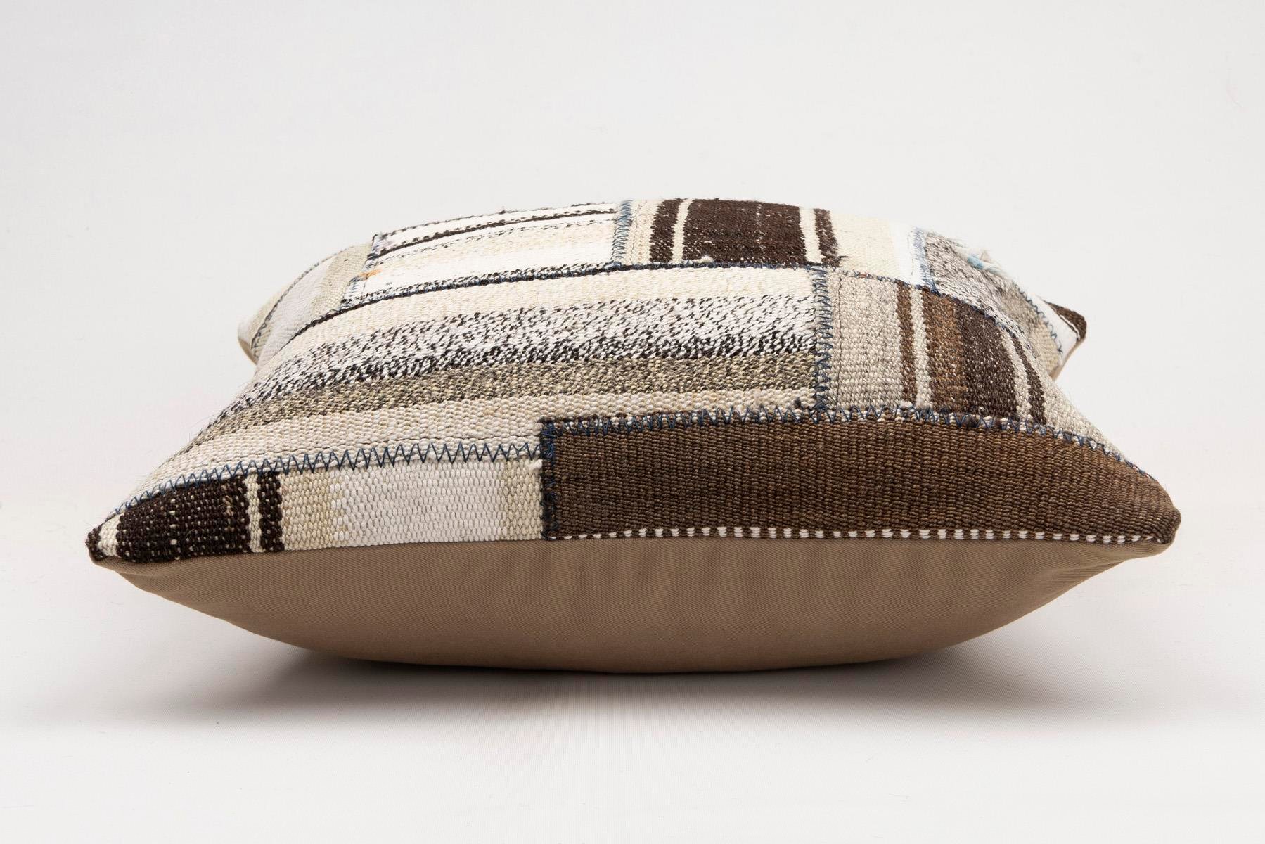 20x20 inches (50x50 cm) Kilim Pillow | KILIM WHOLESALE - Vintage Handmade Pillows - Vintage Handmade Kilim Rugs - It is 100% wool. Artistic and historical rugs. Old handwoven rugs. - Online hand woven rugs and kilim cushions sales. Shipping to a