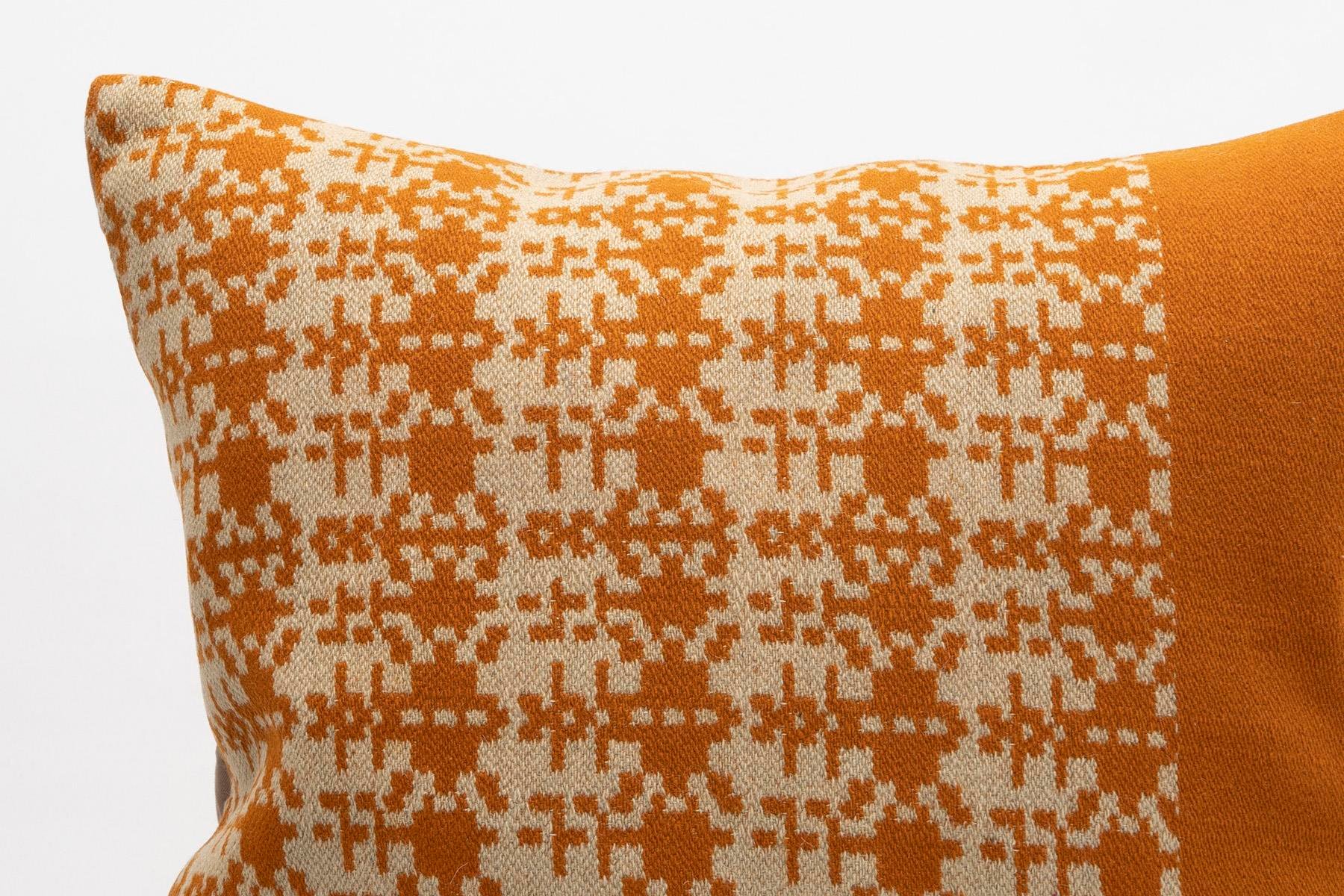 20''20'' (50x50 cm) Kilim Pillows - Vintage Handmade Kilim Pillows - Vintage Handmade Kilim Rugs - It is 100% wool. Artistic and historical rugs. Old handwoven rugs.