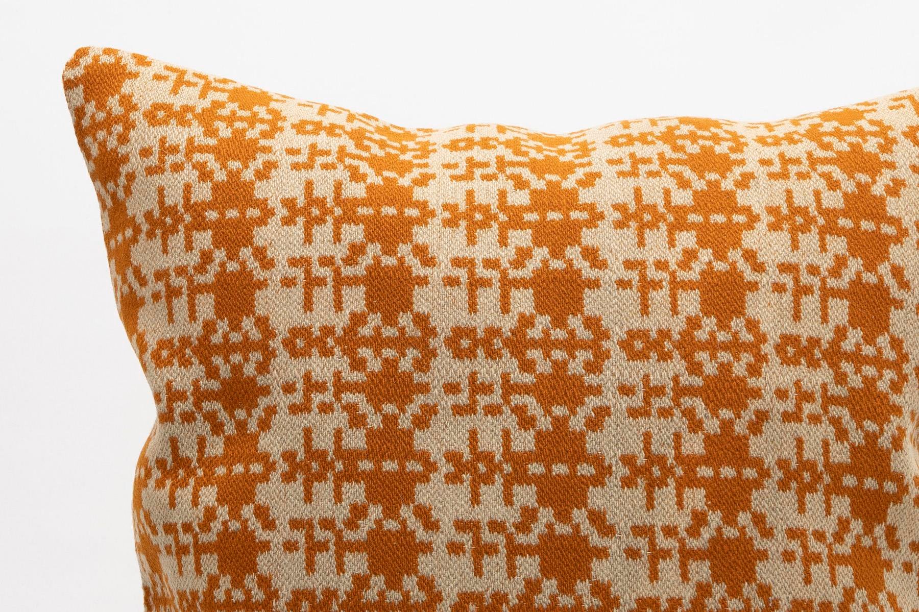 20''20'' (50x50 cm) Kilim Pillows - Vintage Handmade Kilim Pillows - Vintage Handmade Kilim Rugs - It is 100% wool. Artistic and historical rugs. Old handwoven rugs.