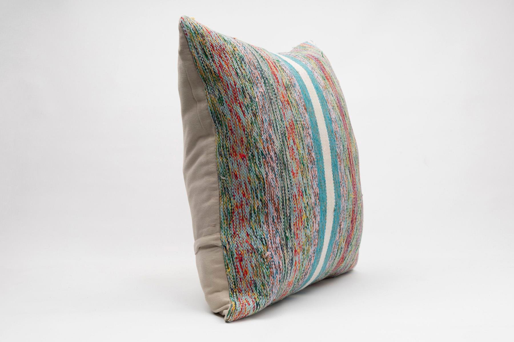 16x24 inches (40x60 cm) Kilim Pillow | KILIM WHOLESALE - Vintage Handmade Pillows - Vintage Handmade Kilim Rugs - It is 100% wool. Artistic and historical rugs. Old handwoven rugs. - Online hand woven rugs and kilim cushions sales. Shipping to a