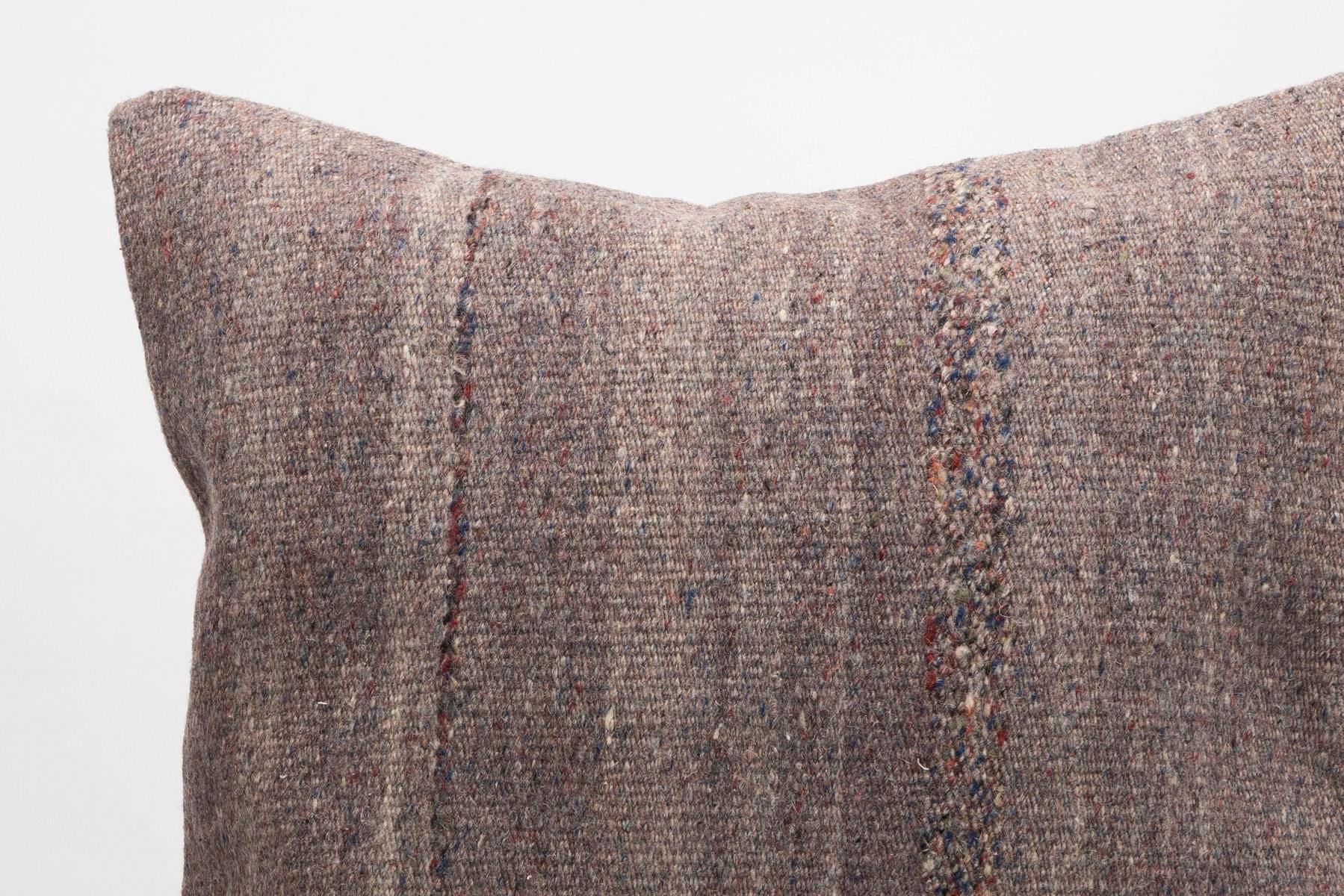 16x24 inches (40x60 cm) Kilim Pillow | KILIM WHOLESALE - Vintage Handmade Pillows - Vintage Handmade Kilim Rugs - It is 100% wool. Artistic and historical rugs. Old handwoven rugs. - Online hand woven rugs and kilim cushions sales. Shipping to a