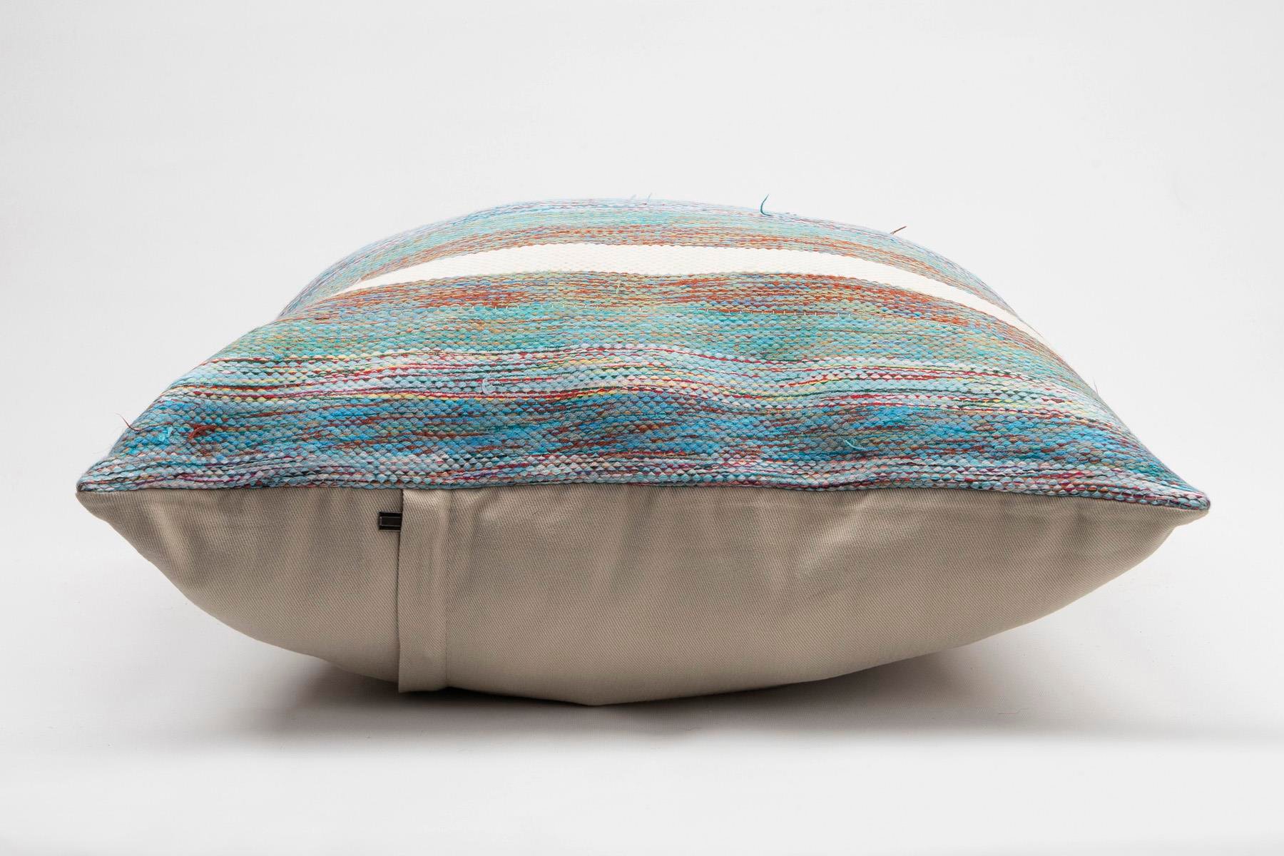 16x24 inches (40x60 cm) Kilim Pillow | KILIM WHOLESALE - Vintage Handmade Pillows - Vintage Handmade Kilim Rugs - It is 100% wool. Artistic and historical rugs. Old handwoven rugs. - Online hand woven rugs and kilim cushions sales. Shipping to a