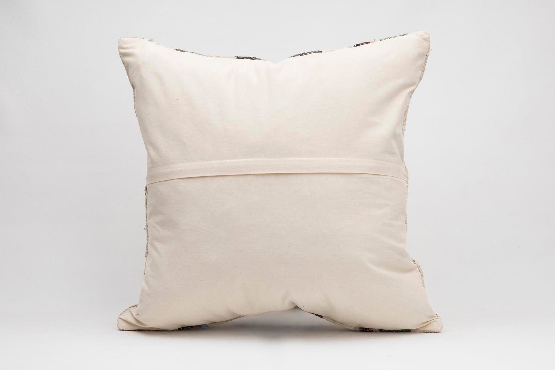 16x24 inches (40x60 cm) Kilim Pillow | KILIM WHOLESALE - Vintage Handmade Pillows - Vintage Handmade Kilim Rugs - It is 100% wool. Artistic and historical rugs. Old handwoven rugs. - Online hand woven rugs and kilim cushions sales. Shipping to a