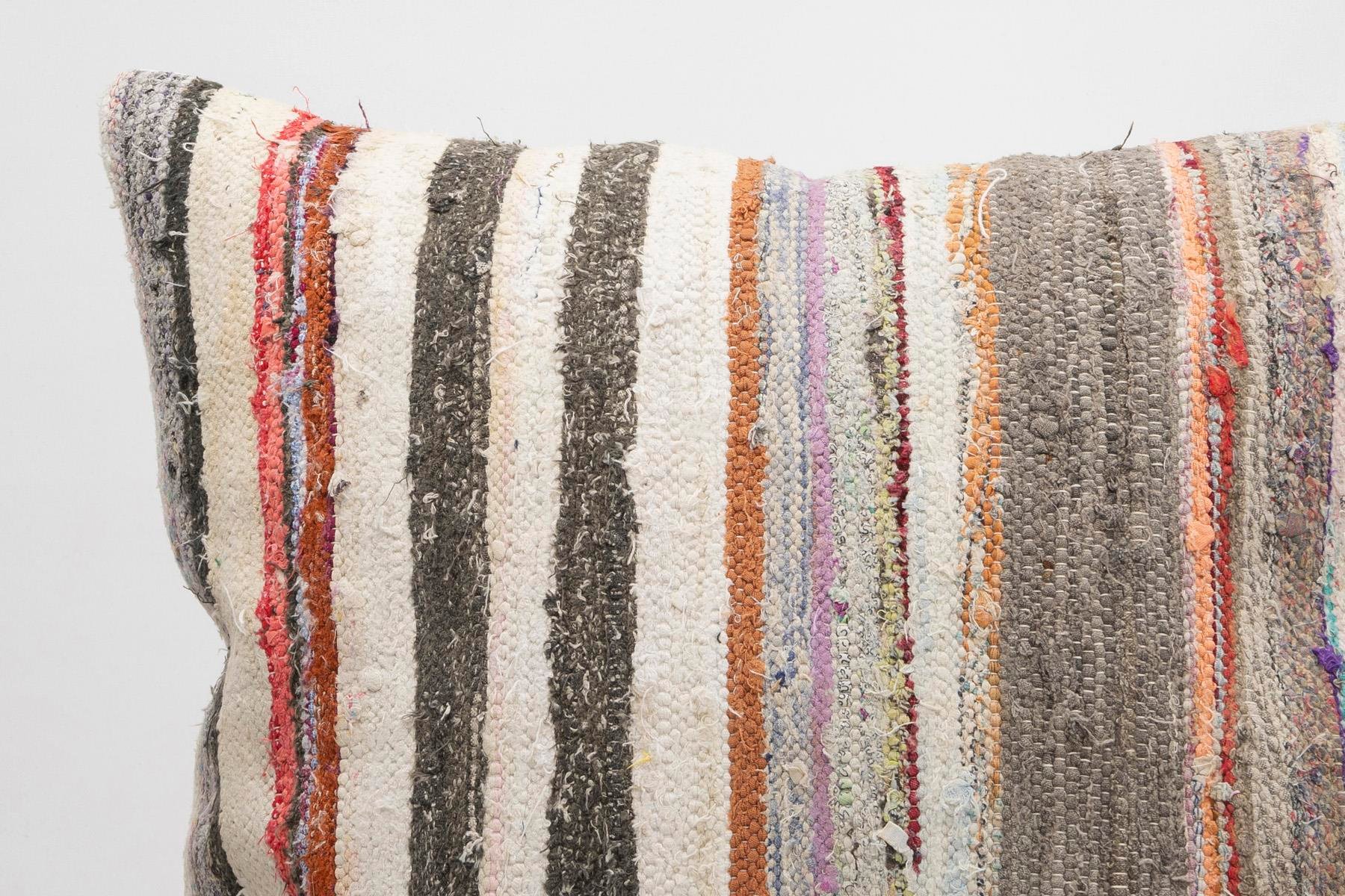 16x24 inches (40x60 cm) Kilim Pillow | KILIM WHOLESALE - Vintage Handmade Pillows - Vintage Handmade Kilim Rugs - It is 100% wool. Artistic and historical rugs. Old handwoven rugs. - Online hand woven rugs and kilim cushions sales. Shipping to a