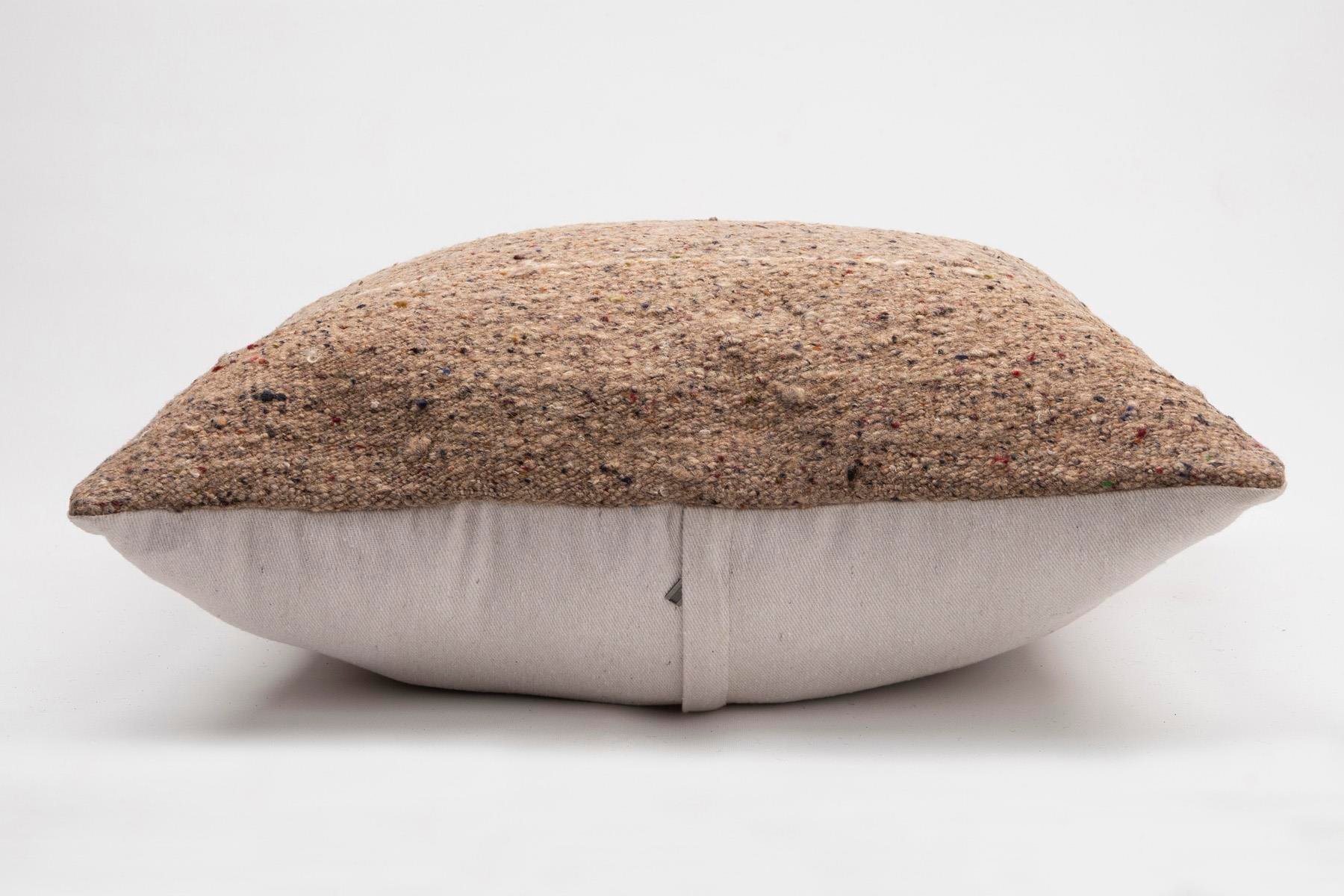 16x24 inches (40x60 cm) Kilim Pillow | KILIM WHOLESALE - Vintage Handmade Pillows - Vintage Handmade Kilim Rugs - It is 100% wool. Artistic and historical rugs. Old handwoven rugs. - Online hand woven rugs and kilim cushions sales. Shipping to a