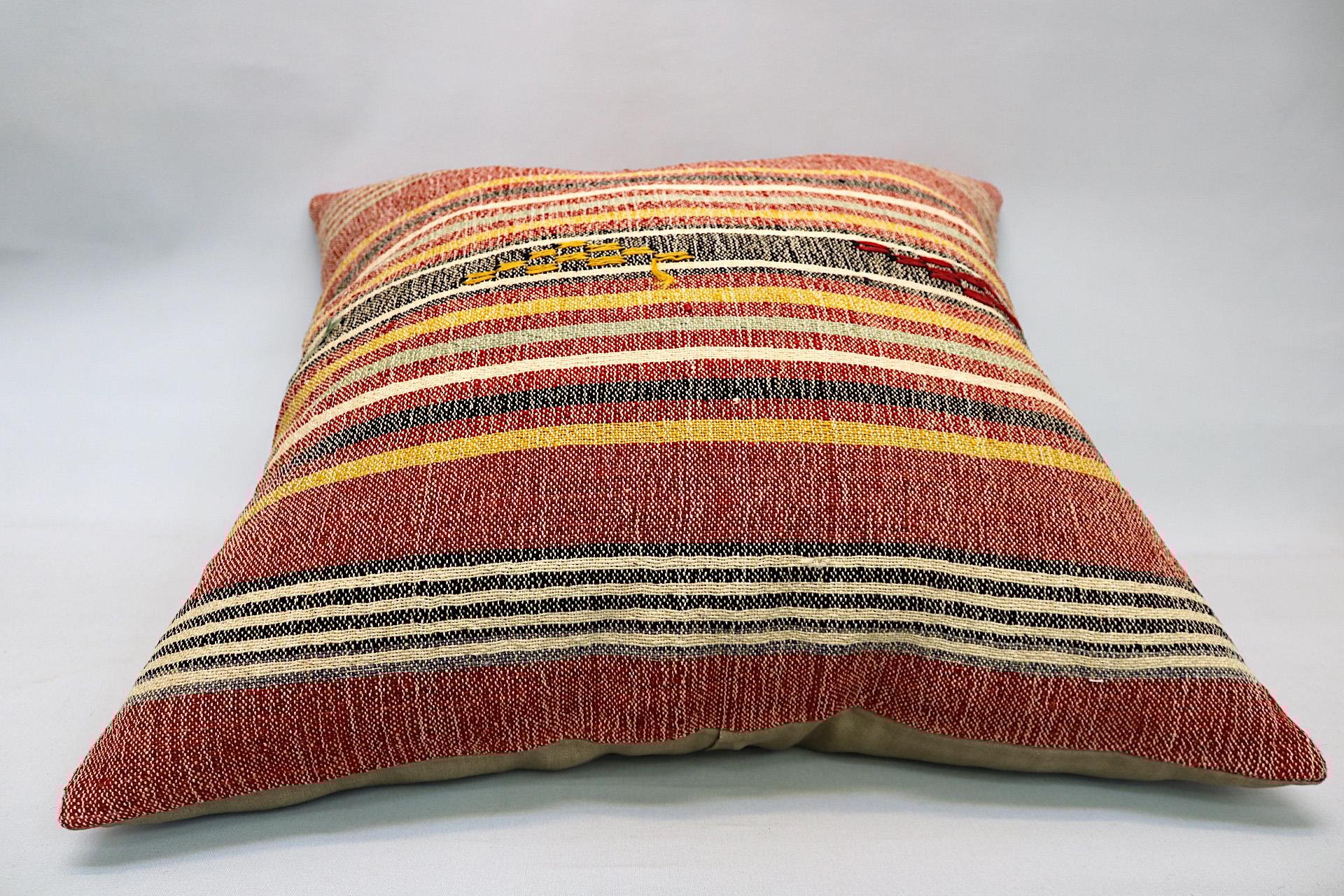 16x24 inches (40x60 cm) Kilim Pillow | KILIM WHOLESALE - Vintage Handmade Pillows - Vintage Handmade Kilim Rugs - It is 100% wool. Artistic and historical rugs. Old handwoven rugs. - Online hand woven rugs and kilim cushions sales. Shipping to a