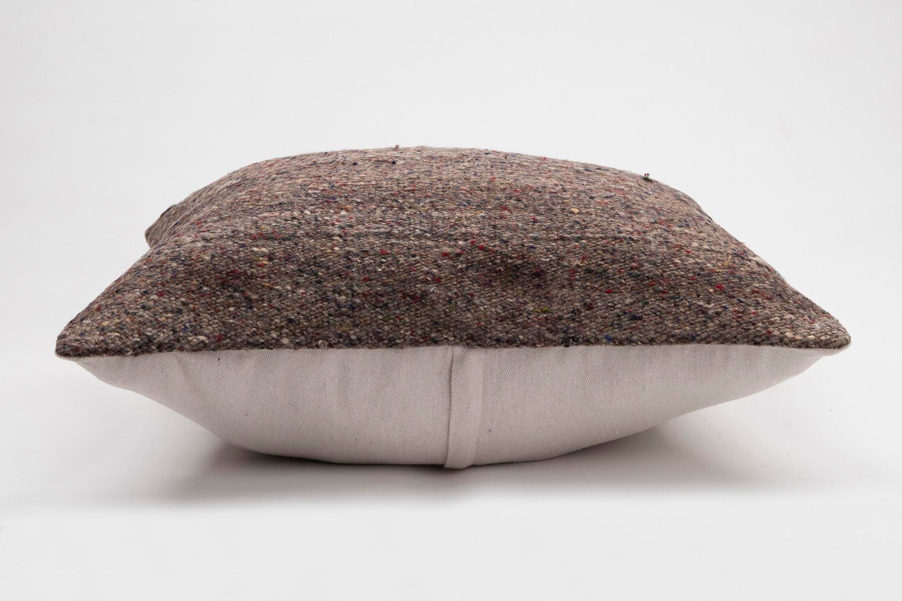 16x24 inches (40x60 cm) Kilim Pillow | KILIM WHOLESALE - Vintage Handmade Pillows - Vintage Handmade Kilim Rugs - It is 100% wool. Artistic and historical rugs. Old handwoven rugs. - Online hand woven rugs and kilim cushions sales. Shipping to a