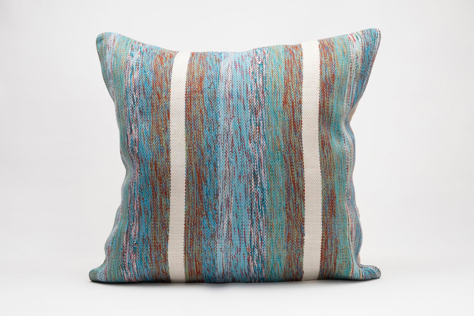 16x24 inches (40x60 cm) Kilim Pillow | KILIM WHOLESALE - Vintage Handmade Pillows - Vintage Handmade Kilim Rugs - It is 100% wool. Artistic and historical rugs. Old handwoven rugs. - Online hand woven rugs and kilim cushions sales. Shipping to a