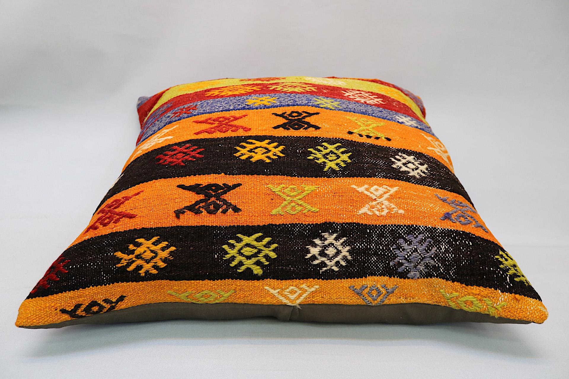 16x24 inches (40x60 cm) Kilim Pillow | KILIM WHOLESALE - Vintage Handmade Pillows - Vintage Handmade Kilim Rugs - It is 100% wool. Artistic and historical rugs. Old handwoven rugs. - Online hand woven rugs and kilim cushions sales. Shipping to a