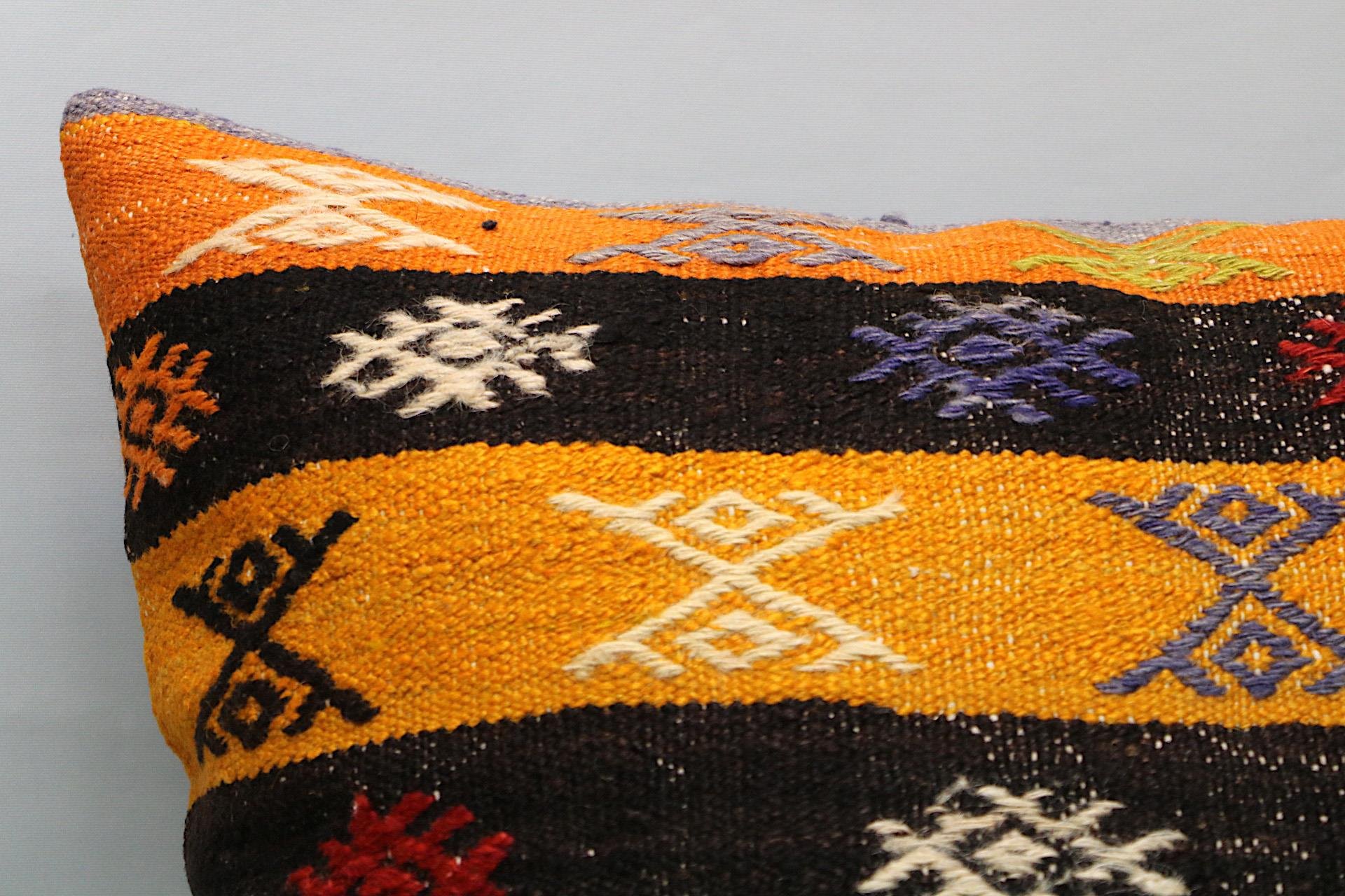 16x24 inches (40x60 cm) Kilim Pillow | KILIM WHOLESALE - Vintage Handmade Pillows - Vintage Handmade Kilim Rugs - It is 100% wool. Artistic and historical rugs. Old handwoven rugs. - Online hand woven rugs and kilim cushions sales. Shipping to a