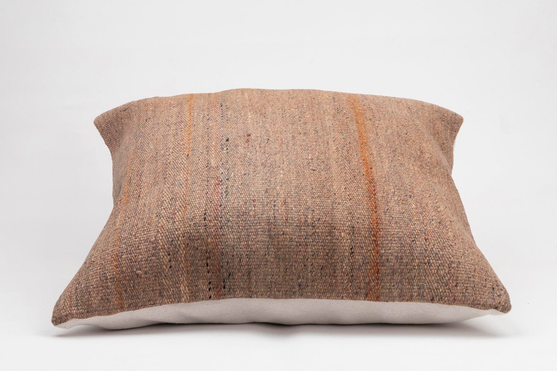 16x24 inches (40x60 cm) Kilim Pillow | KILIM WHOLESALE - Vintage Handmade Pillows - Vintage Handmade Kilim Rugs - It is 100% wool. Artistic and historical rugs. Old handwoven rugs. - Online hand woven rugs and kilim cushions sales. Shipping to a