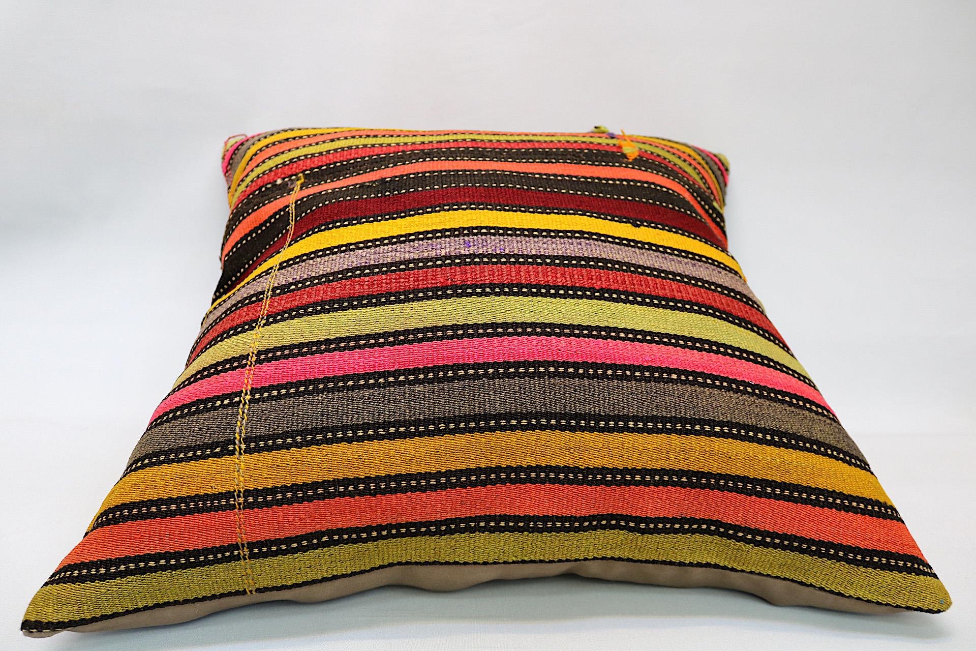 16x24 inches (40x60 cm) Kilim Pillow | KILIM WHOLESALE - Vintage Handmade Pillows - Vintage Handmade Kilim Rugs - It is 100% wool. Artistic and historical rugs. Old handwoven rugs. - Online hand woven rugs and kilim cushions sales. Shipping to a