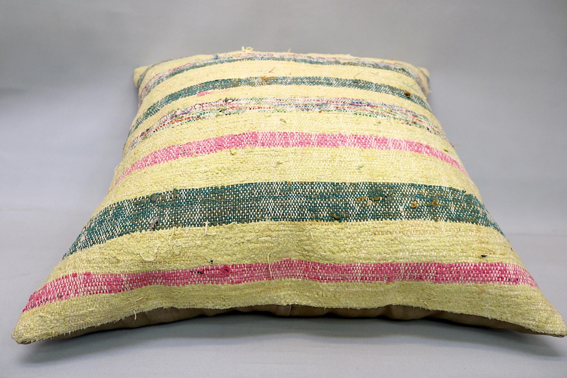 16x24 inches (40x60 cm) Kilim Pillow | KILIM WHOLESALE - Vintage Handmade Pillows - Vintage Handmade Kilim Rugs - It is 100% wool. Artistic and historical rugs. Old handwoven rugs. - Online hand woven rugs and kilim cushions sales. Shipping to a