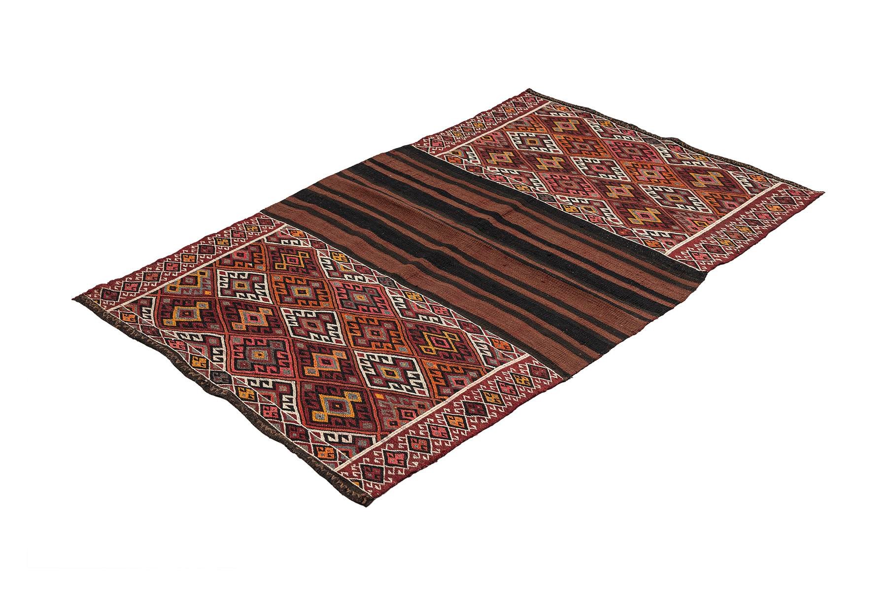 Vintage Handmade Kilim Rugs - Turkey Kilim - It is 100% wool. Artistic and historical rugs. Old handwoven rugs, Vintage kilim rug, Handmade kilim rug, wholesale kilim rugs, Vintage kilim pillows, Handmade cushions, wholesale pillows, 
