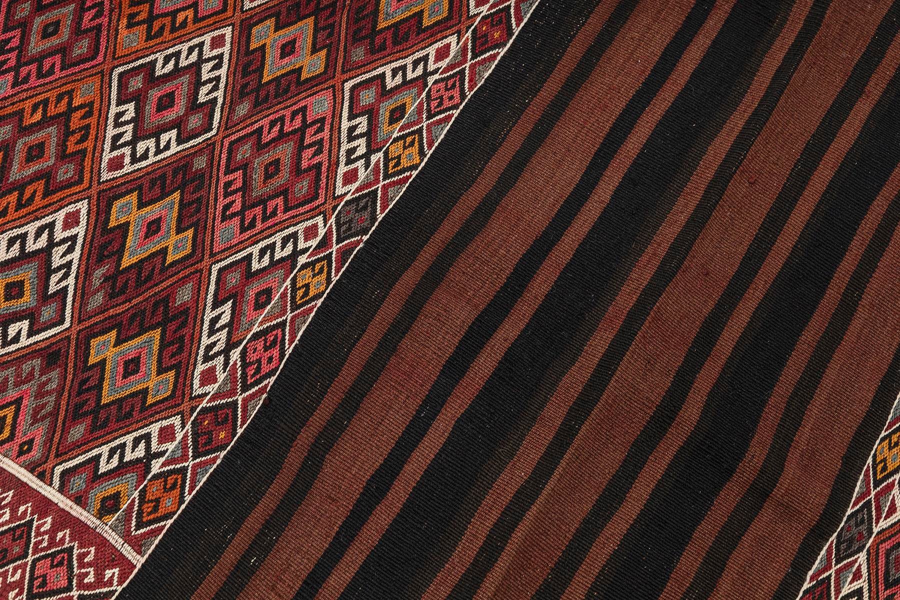 Vintage Handmade Kilim Rugs - Turkey Kilim - It is 100% wool. Artistic and historical rugs. Old handwoven rugs, Vintage kilim rug, Handmade kilim rug, wholesale kilim rugs, Vintage kilim pillows, Handmade cushions, wholesale pillows, 