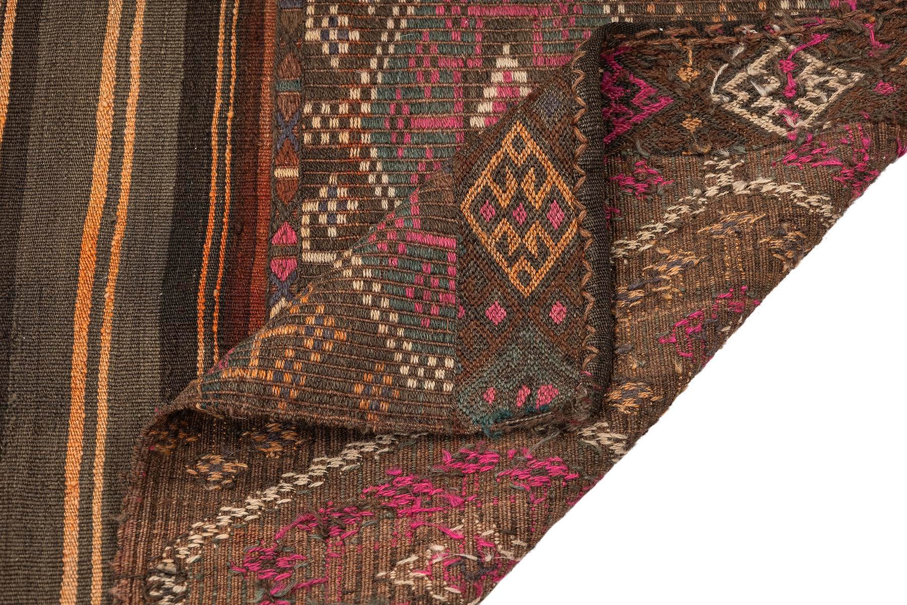 Vintage Handmade Kilim Rugs - Turkey Kilim - It is 100% wool. Artistic and historical rugs. Old handwoven rugs, Vintage kilim rug, Handmade kilim rug, wholesale kilim rugs, Vintage kilim pillows, Handmade cushions, wholesale pillows, 