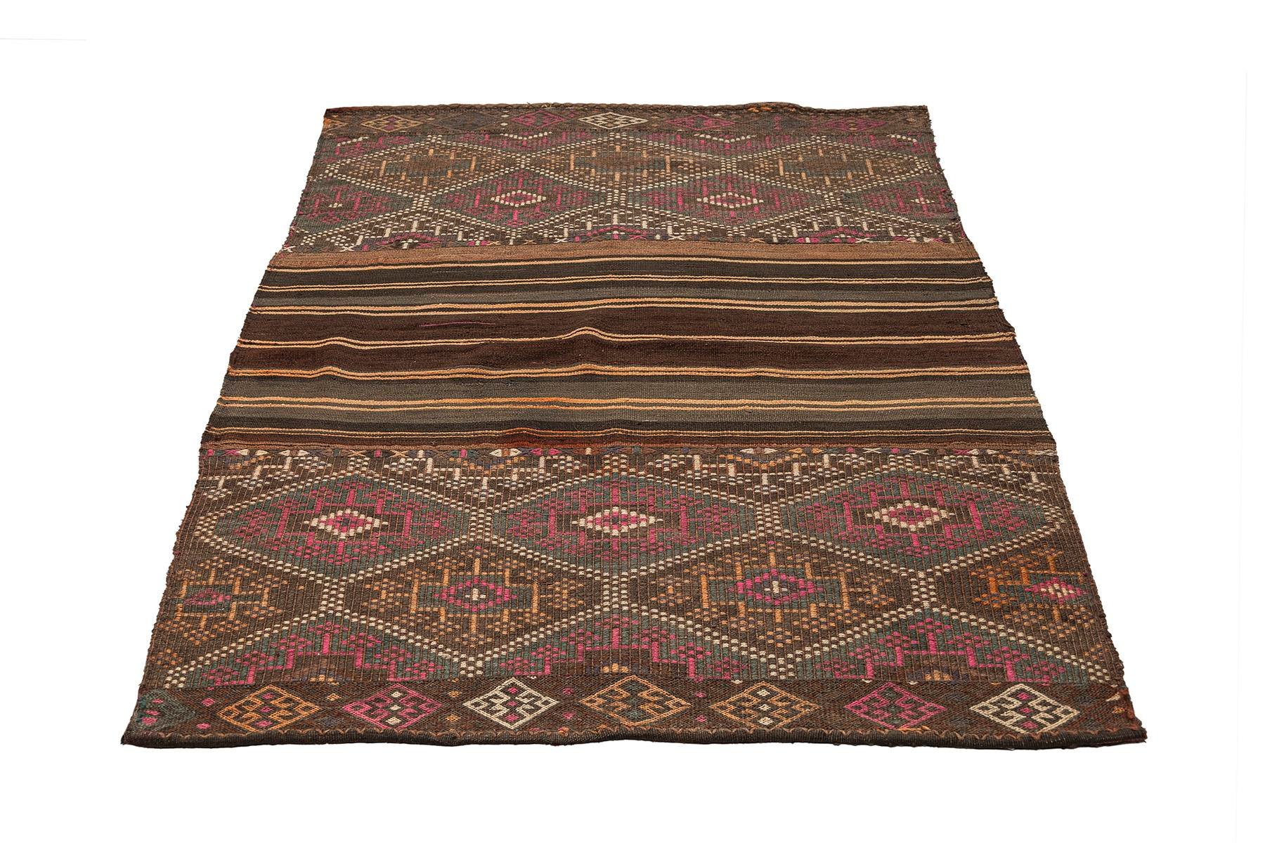 Vintage Handmade Kilim Rugs - Turkey Kilim - It is 100% wool. Artistic and historical rugs. Old handwoven rugs, Vintage kilim rug, Handmade kilim rug, wholesale kilim rugs, Vintage kilim pillows, Handmade cushions, wholesale pillows, 