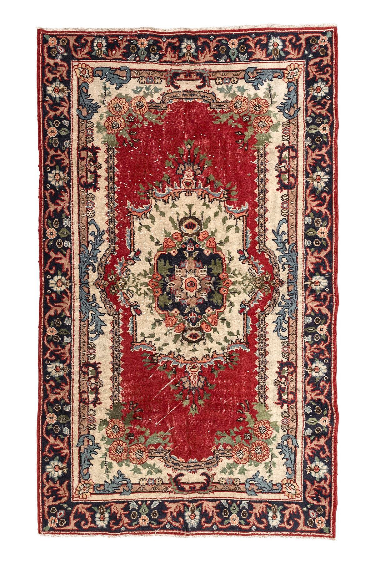 Sivas Kilim Rug (2.5 x 6.6 ft) | KILIM WHOLESALE - Vintage Handmade Pillows - Vintage Handmade Kilim Rugs - It is 100% wool. Artistic and historical rugs. Old handwoven rugs. - Online hand woven rugs and kilim cushions sales. Shipping to all ove