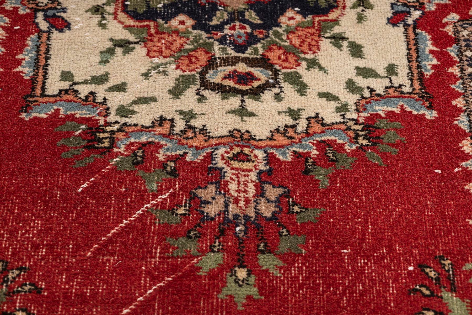 Sivas Kilim Rug (2.5 x 6.6 ft) | KILIM WHOLESALE - Vintage Handmade Pillows - Vintage Handmade Kilim Rugs - It is 100% wool. Artistic and historical rugs. Old handwoven rugs. - Online hand woven rugs and kilim cushions sales. Shipping to all ove