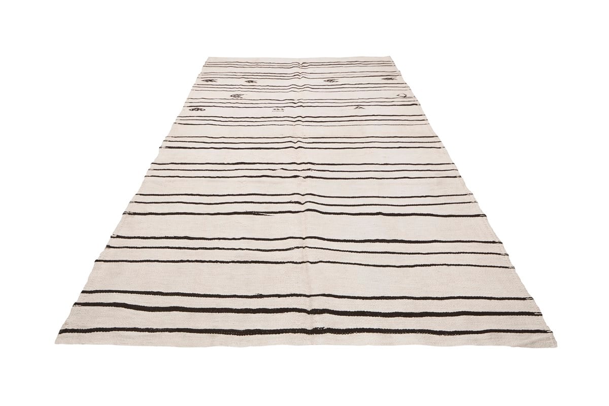 Hemp Kilim Rug (6.25 x 10.86 ft)