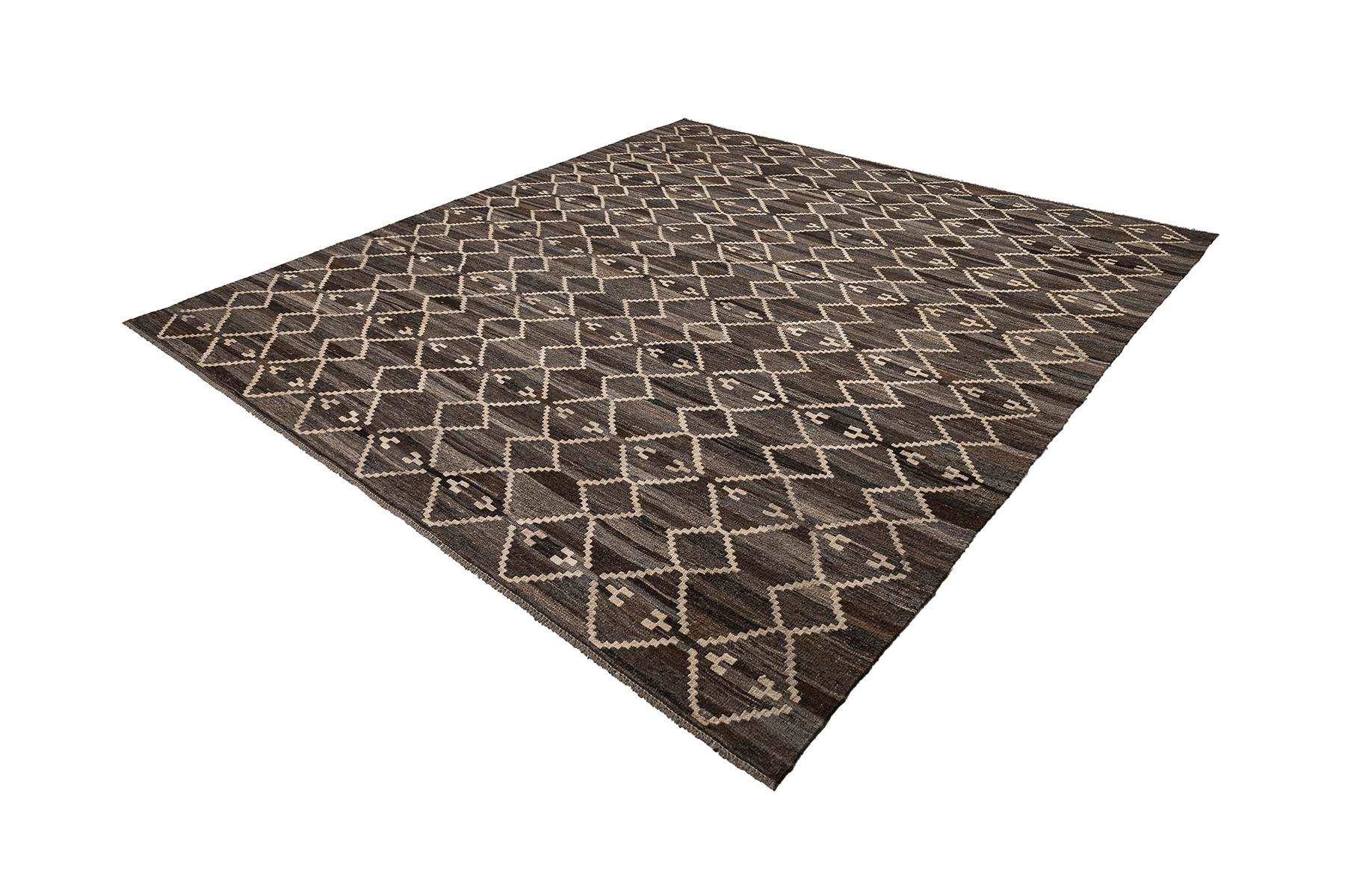 Vintage Handmade Kilim Rugs - Turkey Kilim - It is 100% wool. Artistic and historical rugs. Old handwoven rugs, Vintage kilim rug, Handmade kilim rug, wholesale kilim rugs, Vintage kilim pillows, Handmade cushions, wholesale pillows, 