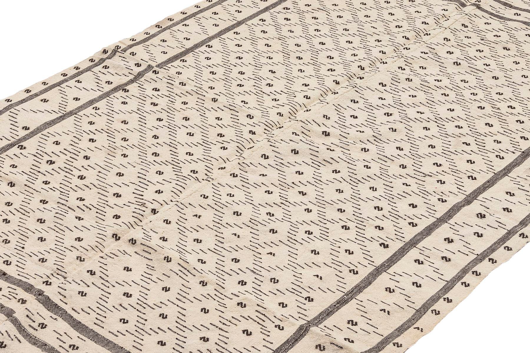 Vintage Handmade Kilim Rugs - Turkey Kilim - It is 100% wool. Artistic and historical rugs. Old handwoven rugs, Vintage kilim rug, Handmade kilim rug, wholesale kilim rugs, Vintage kilim pillows, Handmade cushions, wholesale pillows, 