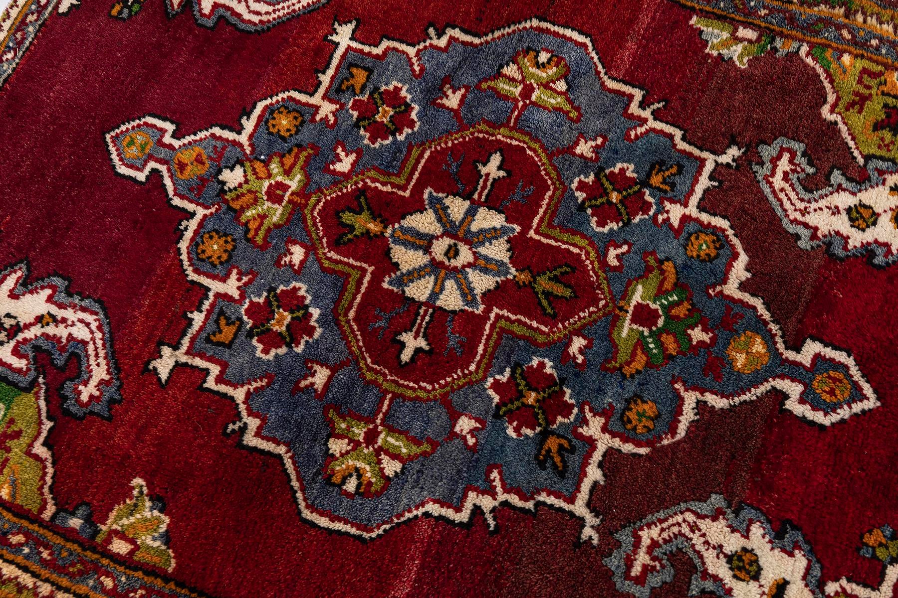 Vintage Handmade Kilim Rugs - Turkey Kilim - It is 100% wool. Artistic and historical rugs. Old handwoven rugs, Vintage kilim rug, Handmade kilim rug, wholesale kilim rugs, Vintage kilim pillows, Handmade cushions, wholesale pillows, 