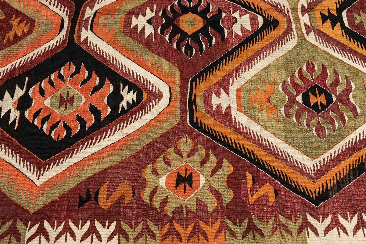 Vintage Handmade Kilim Rugs - Turkey Kilim - It is 100% wool. Artistic and historical rugs. Old handwoven rugs, Vintage kilim rug, Handmade kilim rug, wholesale kilim rugs, Vintage kilim pillows, Handmade cushions, wholesale pillows, 
