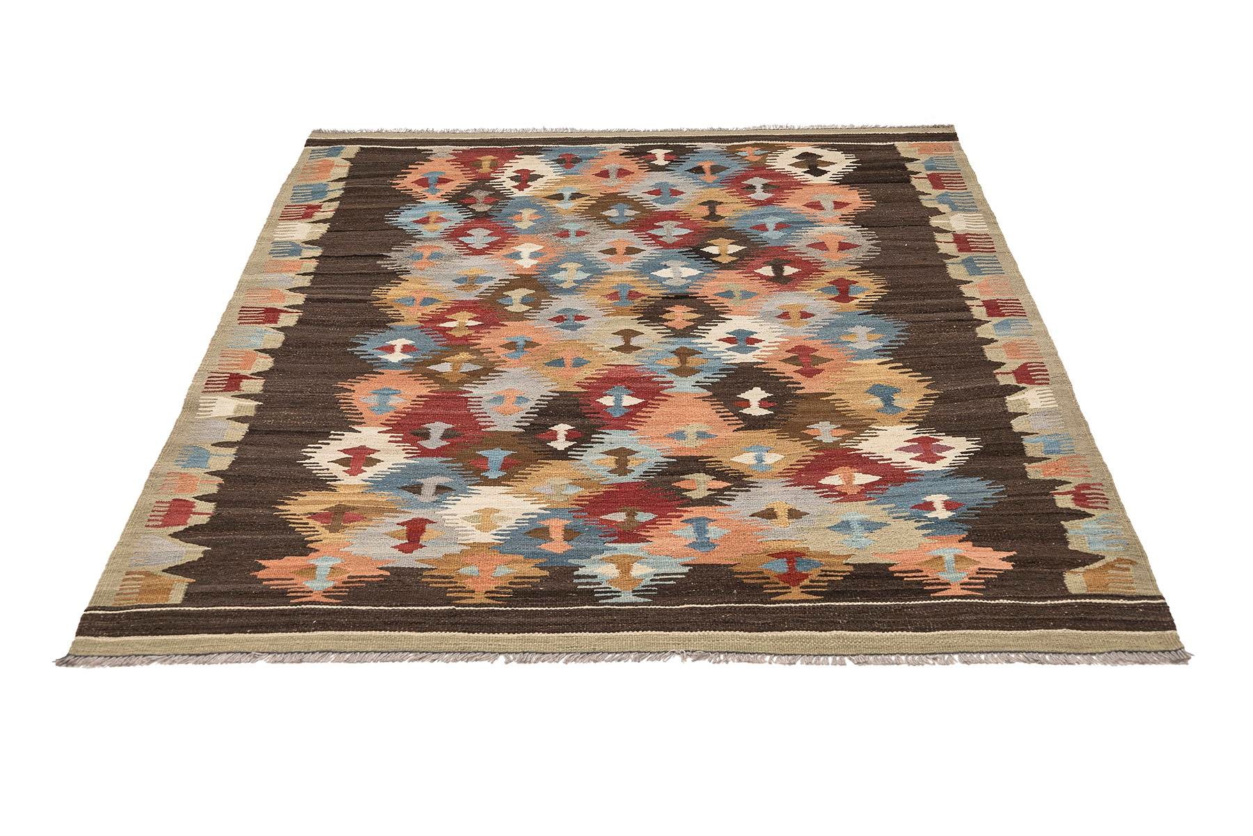 Kilim Rug (4.8 x 6.7 ft) | KILIM WHOLESALE - Vintage Handmade Pillows - Vintage Handmade Kilim Rugs - It is 100% wool. Artistic and historical rugs. Old handwoven rugs. - Online hand woven rugs and kilim cushions sales. Shipping to all over the 