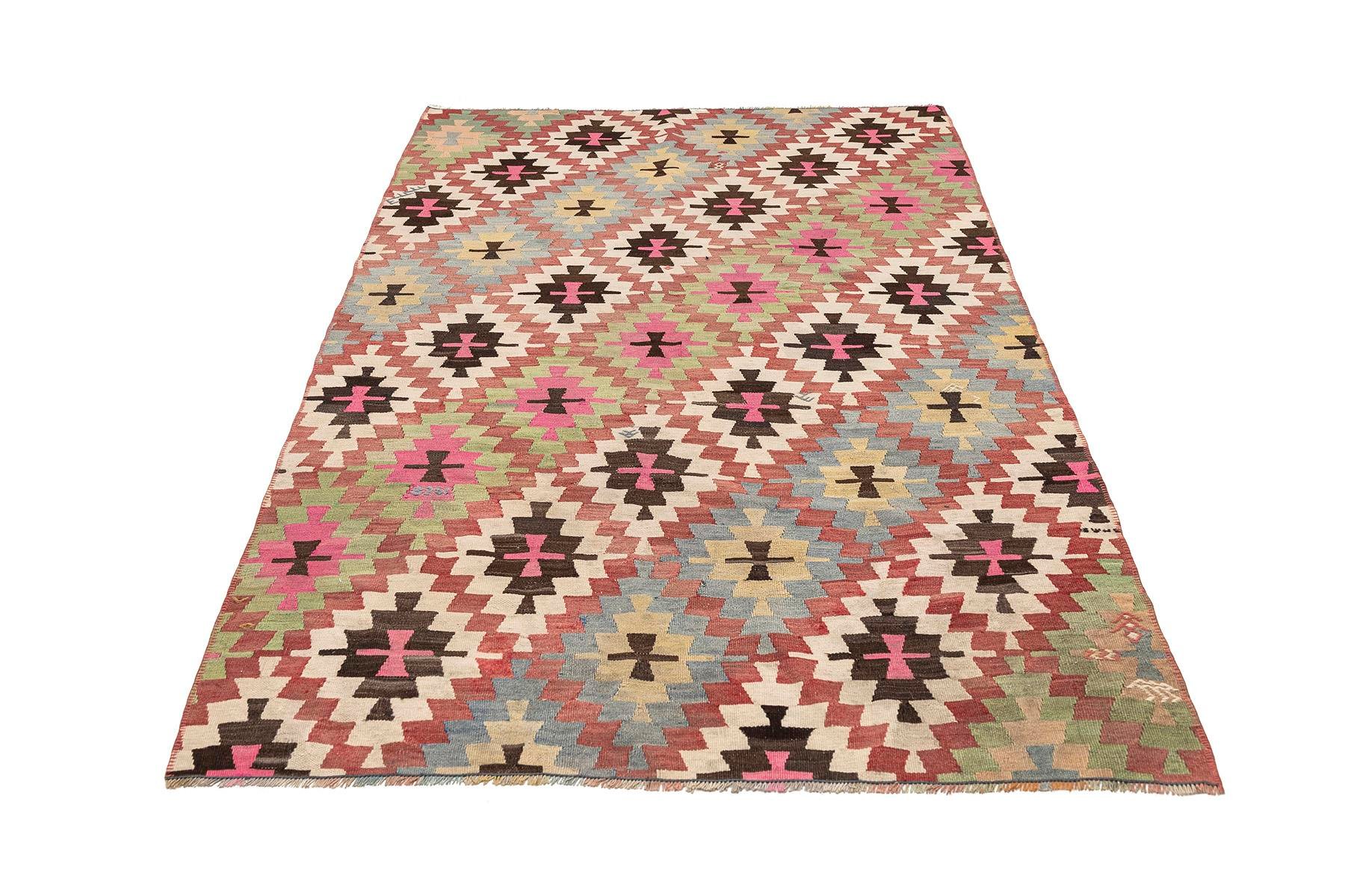 Kars kilim rug
