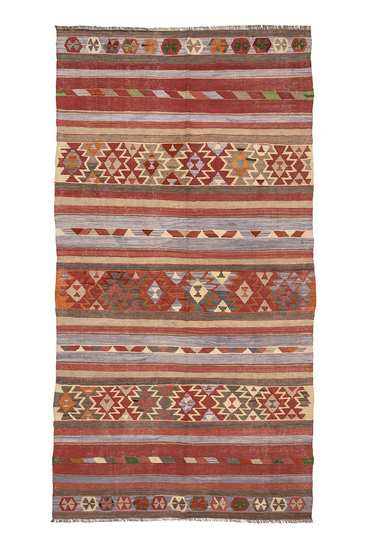 Kars kilim rug