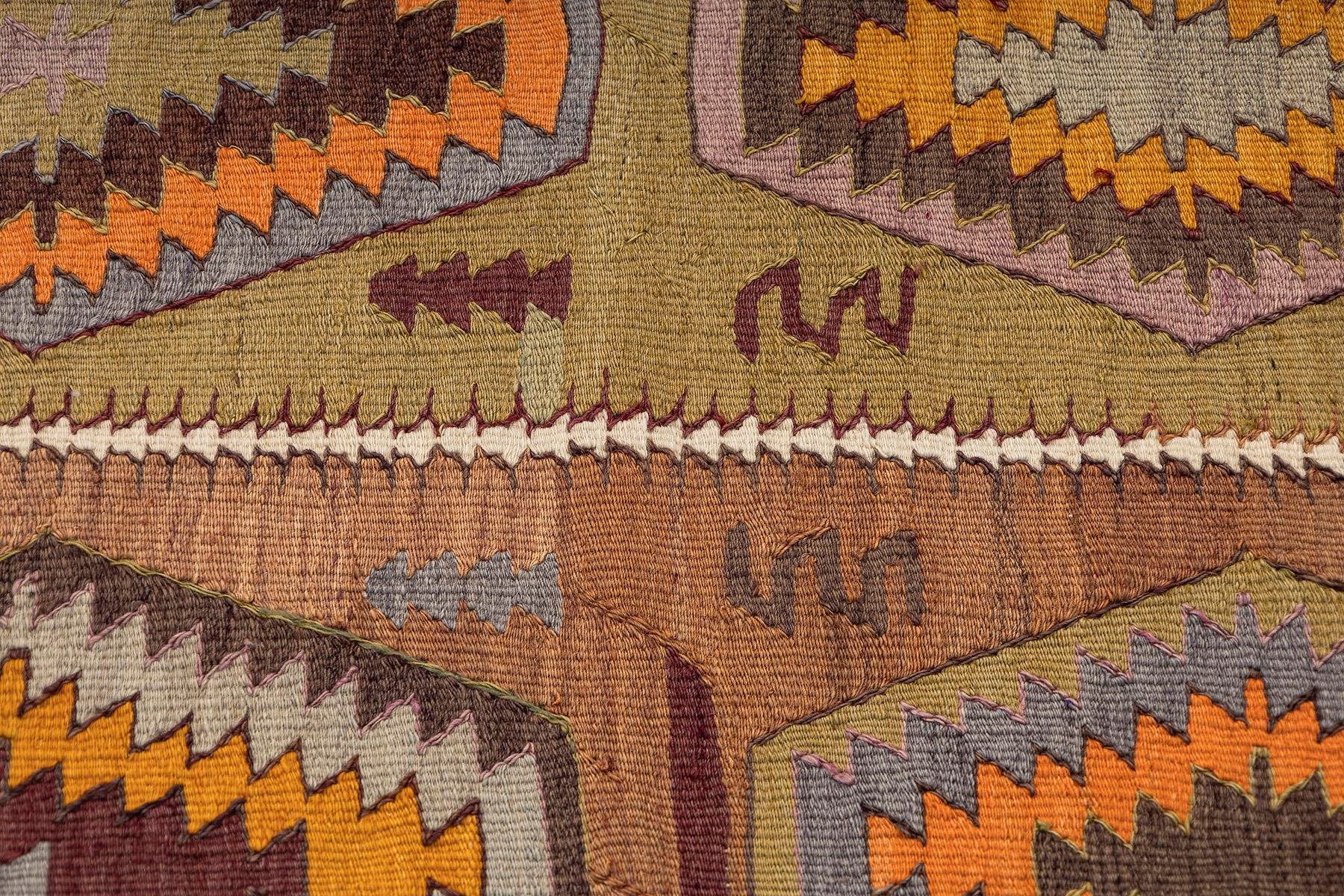Kars kilim rug