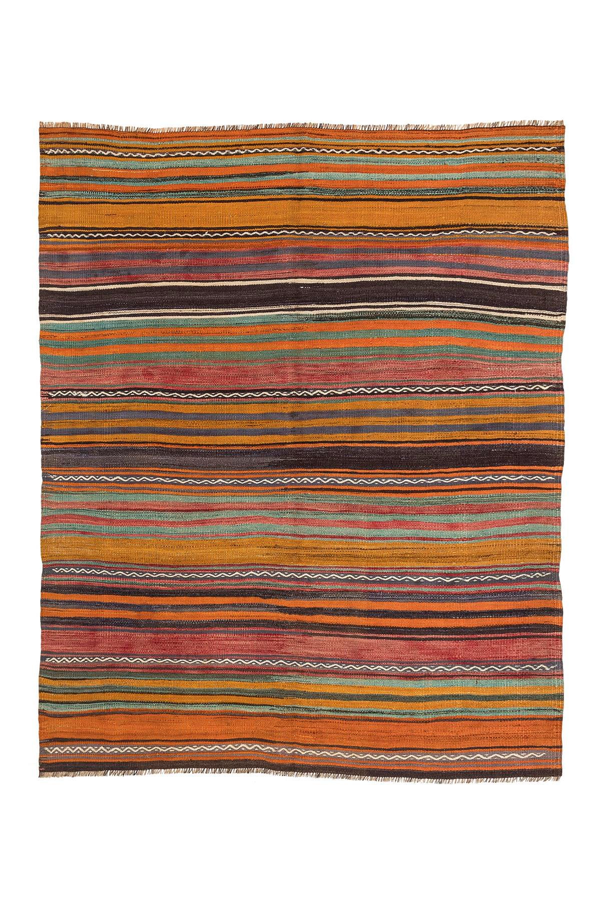 Kars kilim rug