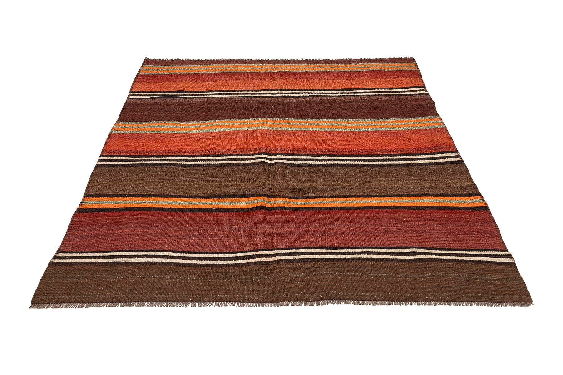Kars kilim rug