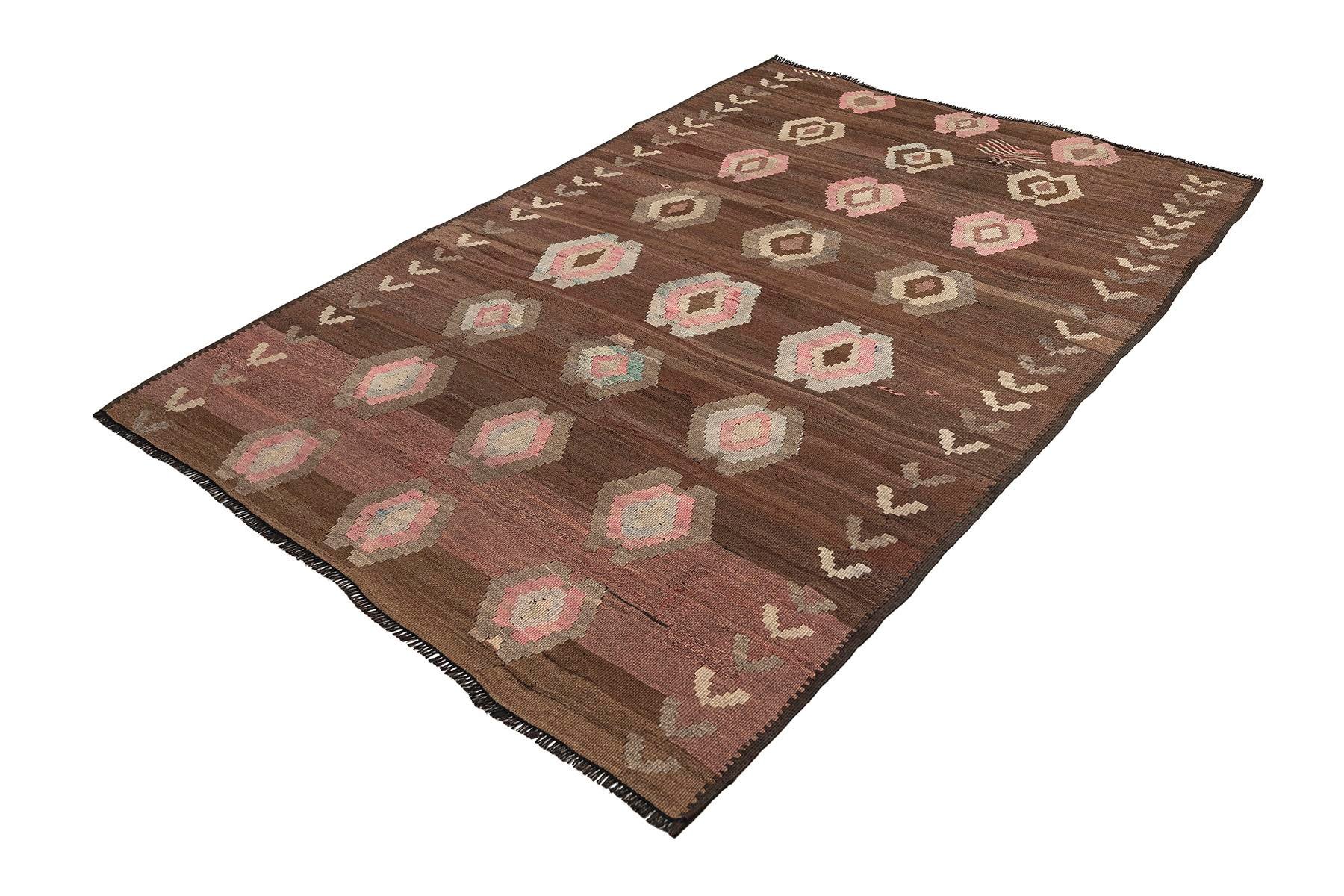Kars kilim rug