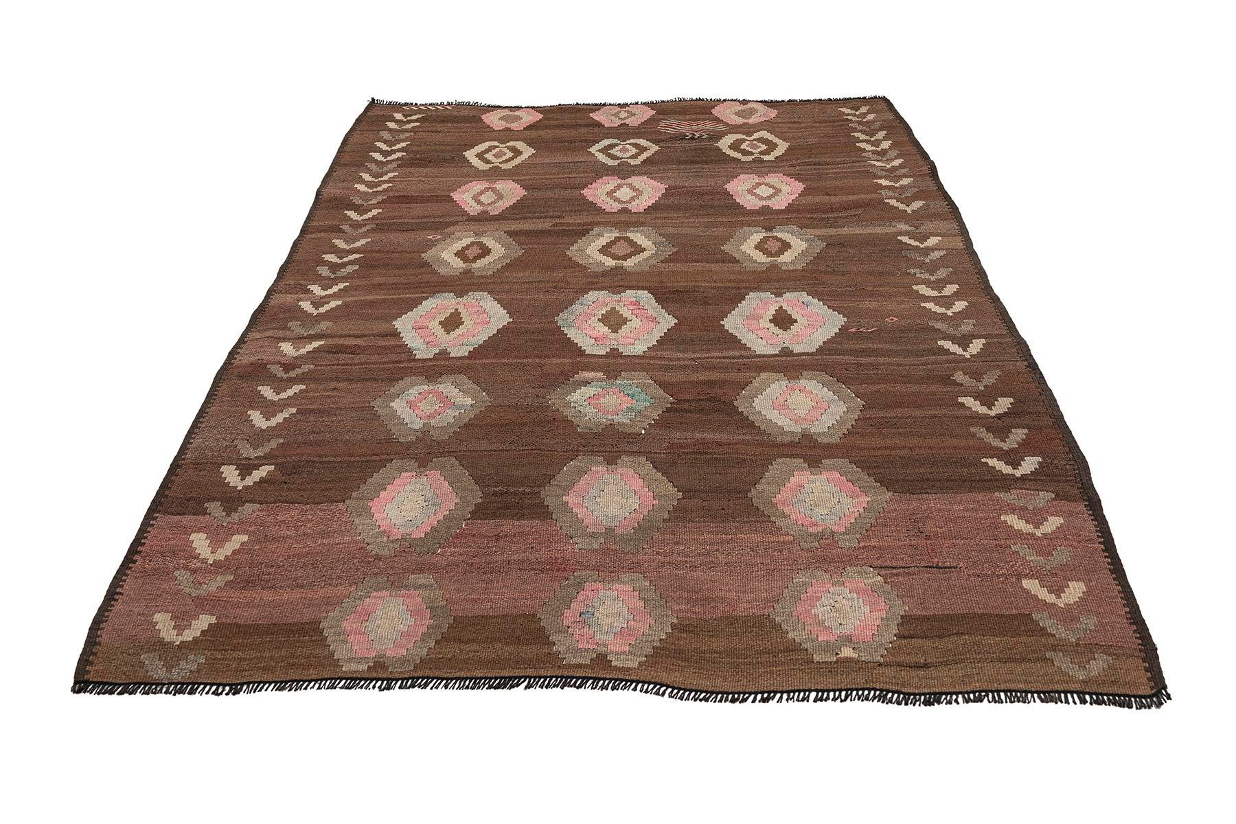 Kars kilim rug