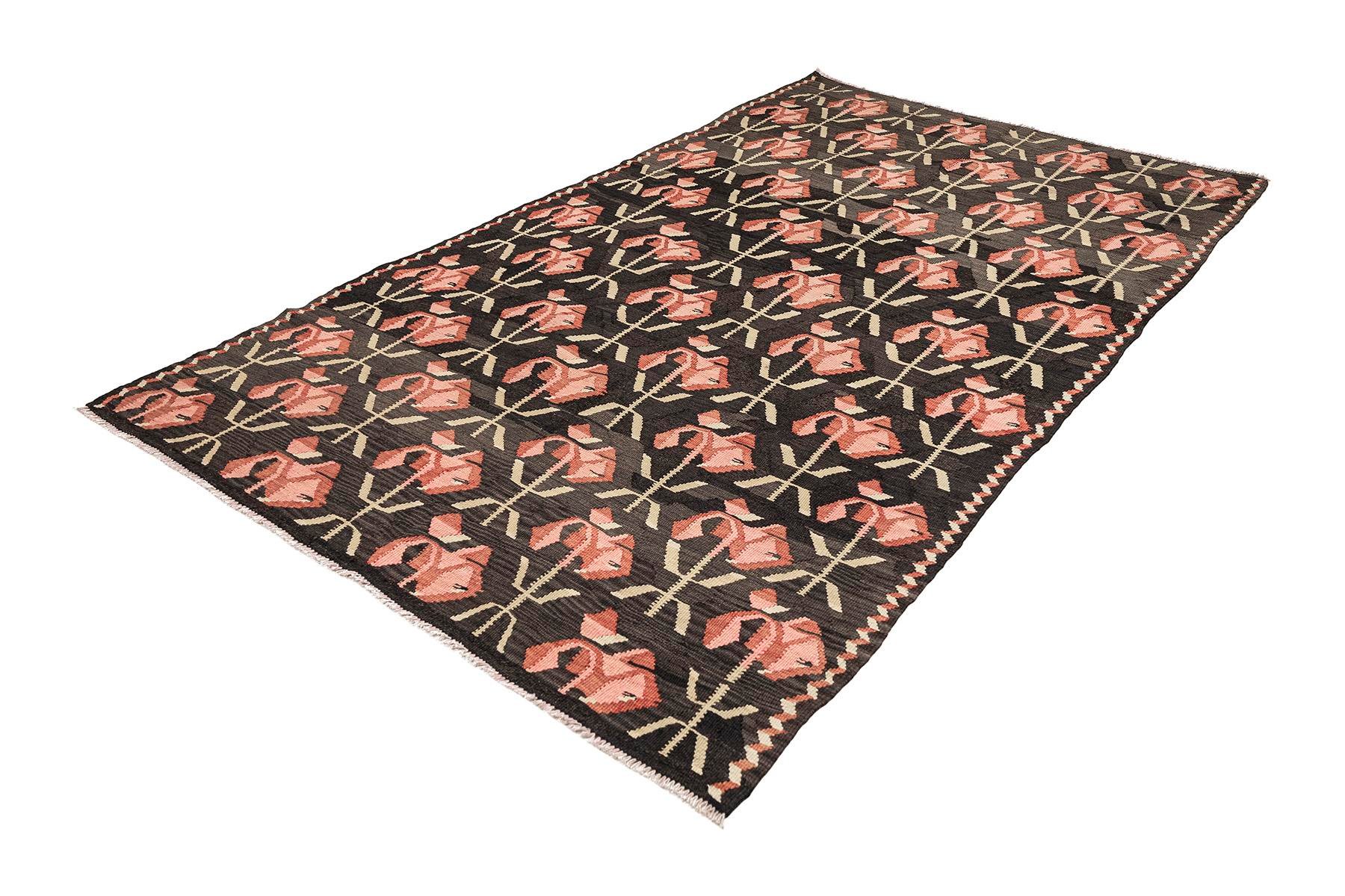 Kars kilim rug