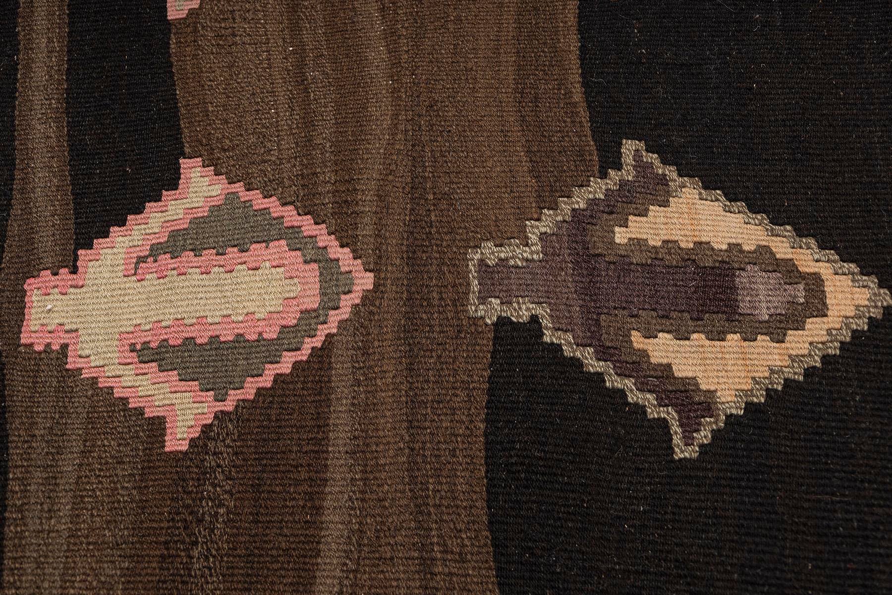 Kars kilim rug