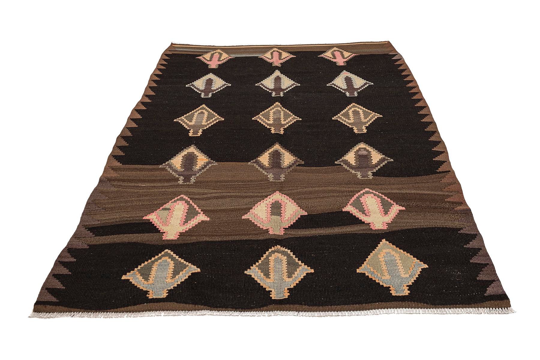 Kars kilim rug