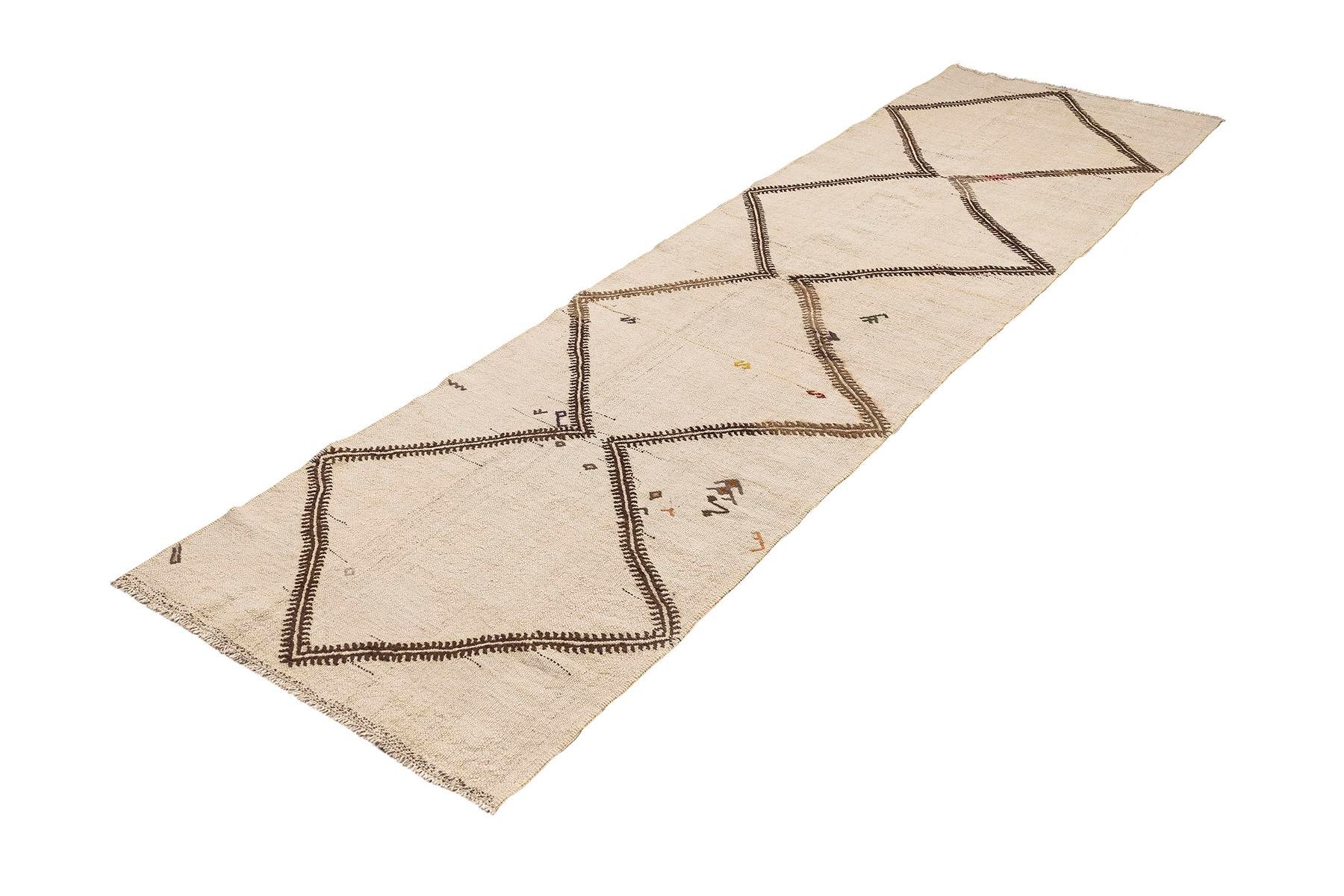 Kars kilim rug