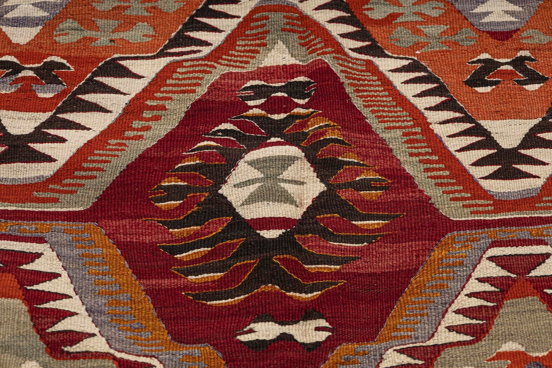 Kars kilim rug