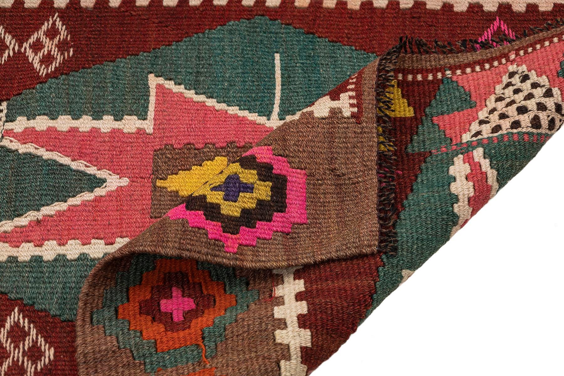 Kars kilim rug