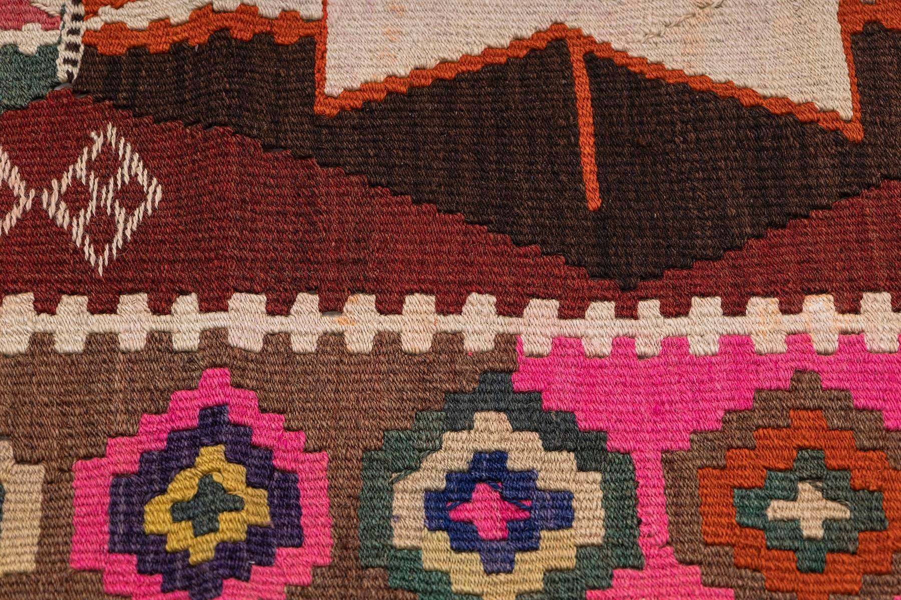 Kars kilim rug
